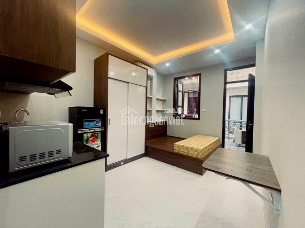 Bán căn CCMN 60m, 10 phòng khép kín full đồ, thang máy êm ru, dòng tiền ổn định, vài bước ra phố,