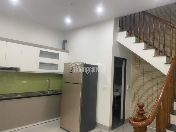 Cần tiền bán nhà 3 tầng Gia Lâm - Hà Nội, giá 6.3 tỷ