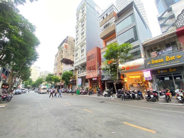 Bán Nhà Mặt Tiền 25 Đông Du, P.Bến Nghé, Q.1