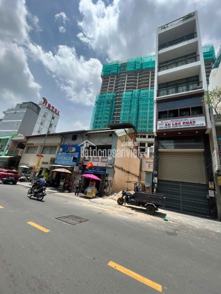 Bán Nhà Mặt Tiền 73 Đề Thám , Phường Cô Giang , Quận 1