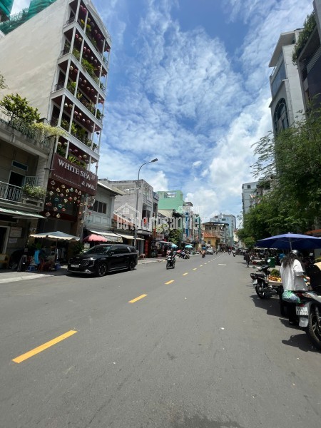 Bán Nhà Mặt Tiền 73 Đề Thám , Phường Cô Giang , Quận 1