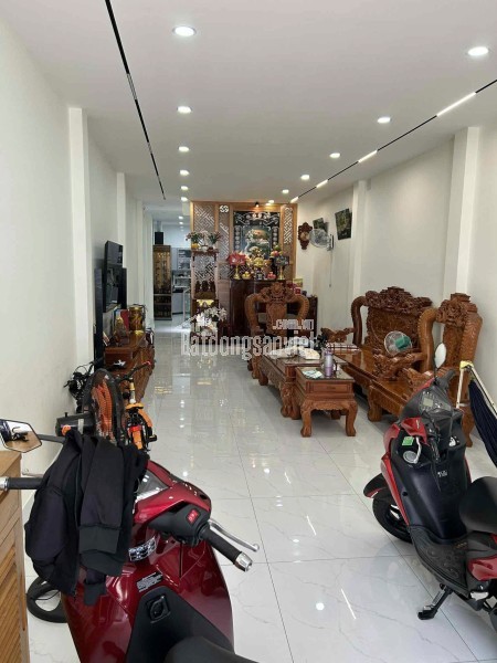 Chính Chủ Bán HXH Lê Thị Bạch Cát, P.11, Q.11: DT 4.15 x 20m, Giá 11 tỷ5, LH: 0936995872 Anh Huy.
