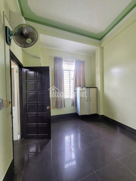 7 - Chủ gởi: Cho thuê nhà 1x triêụ MT đường NVL thuận lợi cho việc KD