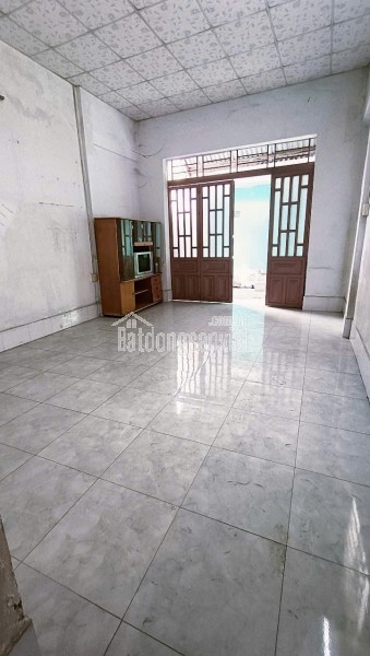 7 - Chủ gởi: Cho thuê nhà 1x triêụ MT đường NVL thuận lợi cho việc KD