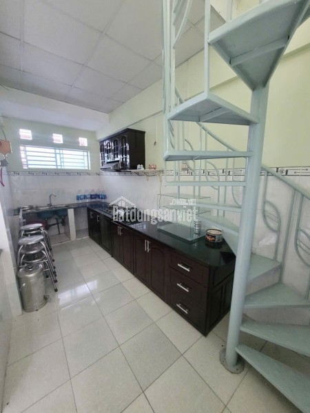 7 - Chủ gởi: Cho thuê nhà 1x triêụ MT đường NVL thuận lợi cho việc KD