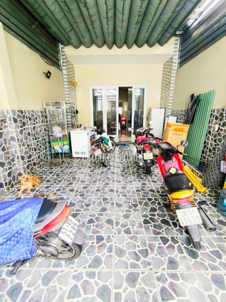 HIẾM - GIÁ TÔT NHẤT KHU VỰC
NHÀ 3 TẦNG 97M2 DƯƠNG ĐÌNH HỘI, NGAY CHỢ TĂNG NHƠN PHÚ B - CHỈ 4.75TY