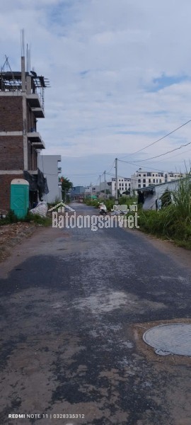 ĐẤT H.i.ế.m PHÂN LÔ Ô TÔ TRÁNH - VỈA HÈ KINH DOANH - VIEW HỒ KIM CHUNG DI TRẠCH