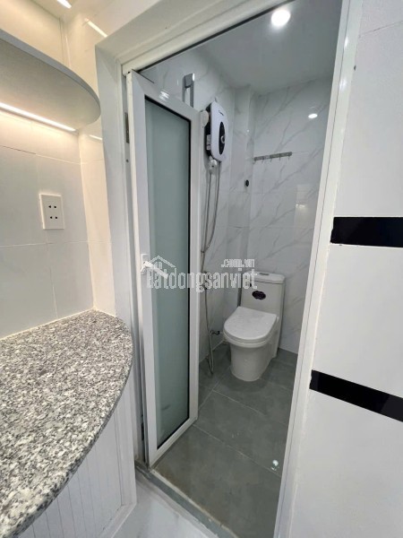 Nhà mới 2lầu/ST cách MT vài căn Tùng Thiện Vương P12Q8