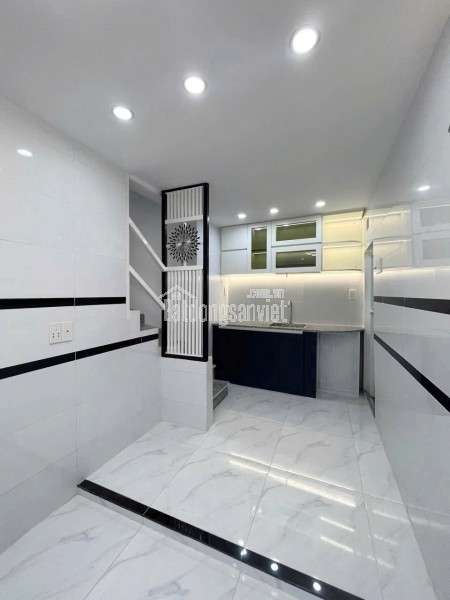 Nhà mới 2lầu/ST cách MT vài căn Tùng Thiện Vương P12Q8