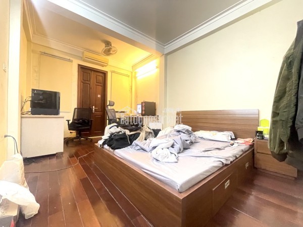 PHỐ VIP THÁI HÀ - LÔ GÓC – 2 MẶT NGÕ OTO – NHÀ HIẾM GIÁ ĐẸP
