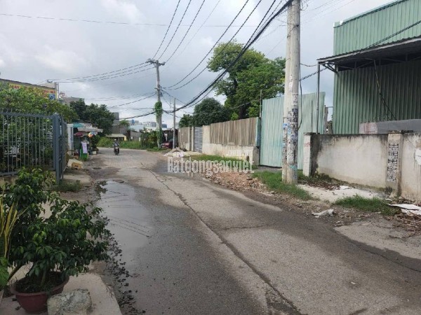 Măt Tiền Thanh Xuân 22, Q.12, 700m2, 2PN, giá tốt 10.3 tỷ. LH: 0938552448