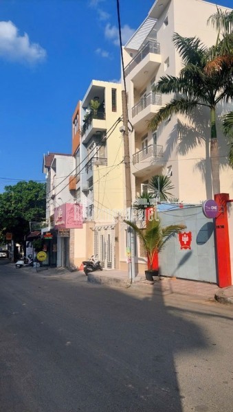Bán nhà mặt phố Nguyễn Thị Búp, Q.12, DT 100m2, 3 tầng, 5PN, Sổ hồng, giá 8 tỷ. LH: 0938552448
