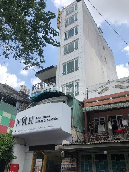 Chính Chủ Bán Mặt Tiền Trần Quang Diệu, P.13, Q.3. DT: (4.5 x 20m), Giá 35 Tỷ. Liên Hệ: