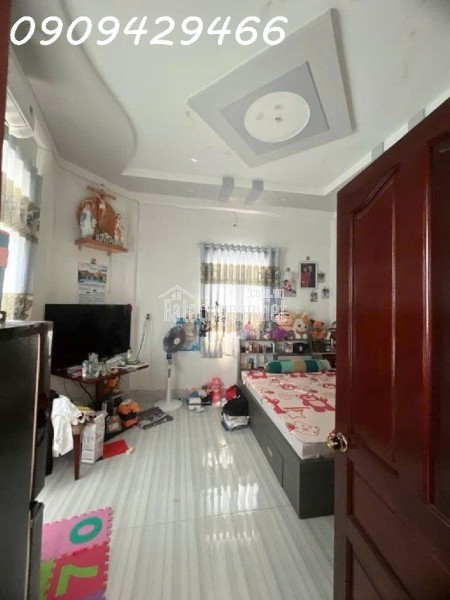 3,5 TỶ - QUẬN 7 - SỔ HỒNG RIÊNG - GẦN ĐƯỜNG HUỲNH TẤN PHÁT-- HẺM XE HƠI RA 20M