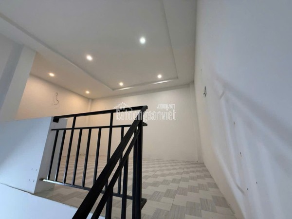 nhà 9 triệu mới đẹp Hưng Phú phù hợp văn phòng công ty,dạy học,spa