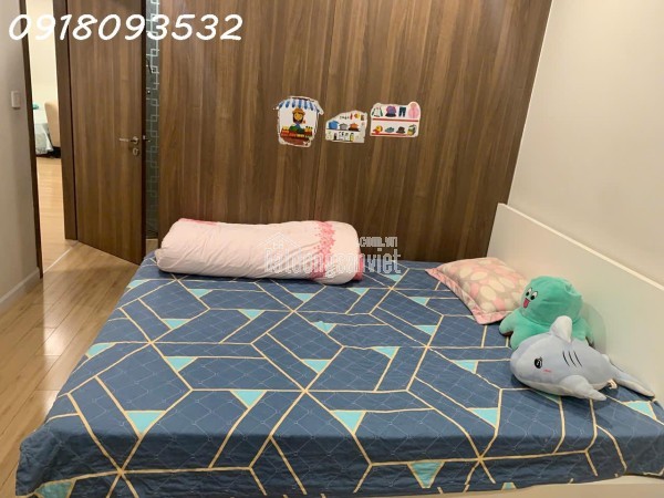 Cho thuê chung cư 3 ngủ, 82m2 Vũ Tông Phan, Thanh Xuân. Giá 17 triệu, sổ hồng!