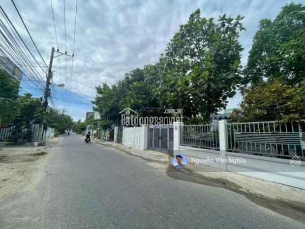 BÁN KHÁCH SẠN 4 SAO – 52 PHÒNG – DIỆN TÍCH KHỦNG 1.893M² – NGAY PHỐ CỔ HỘI AN