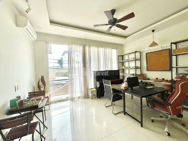 60m2 - Giá 10 tỷ - Ngang 5m - HXH Huỳnh Tấn Phát gần cầu Phú Thuận, Q7