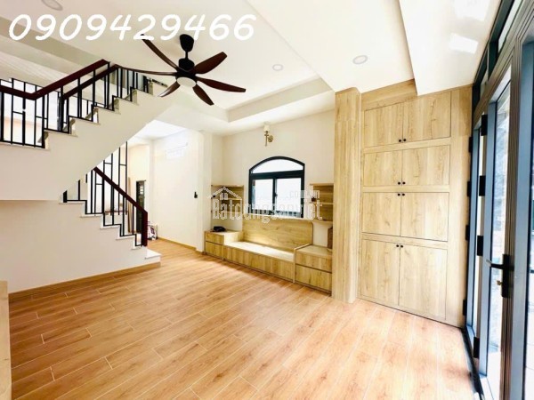 3,15 TỶ – QUẬN 7 – HẺM XE HƠI – SỔ HỒNG CHUẨN CHỈNH– GẦN HUỲNH TẤN PHÁT