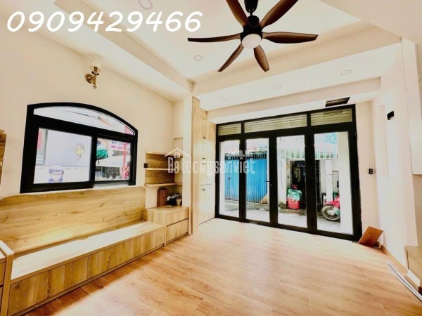 3,15 TỶ – QUẬN 7 – HẺM XE HƠI – SỔ HỒNG CHUẨN CHỈNH– GẦN HUỲNH TẤN PHÁT