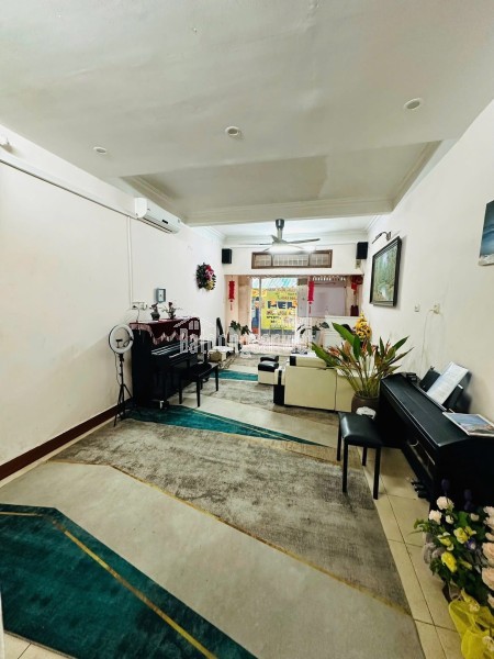 Nhà Phân Lô- Phố Huỳnh Thúc Kháng, Nguyên Hồng 52m/4Tầng/ MT 3.9m 22.2 Tỷ