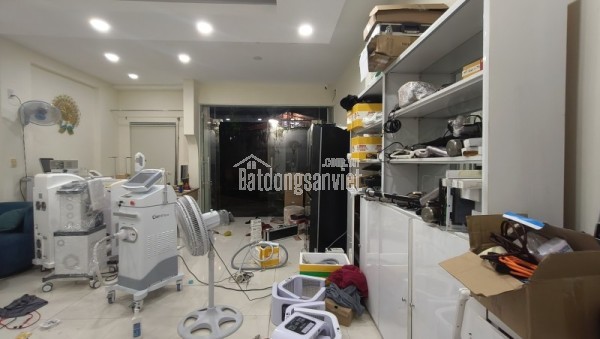 Bán nhà 3 tầng, 3PN Trần Thị Điệu, Phước Long, TP HCM. DT 95m2, SH, giá 7.35 tỷ. LH 0933125879