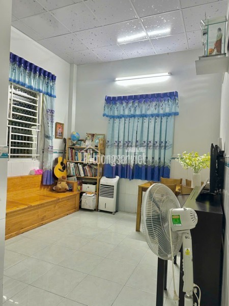 Bán nhà mặt tiền P. Bình Thủy - Sổ hồng riêng - Giá chỉ 2 tỷ