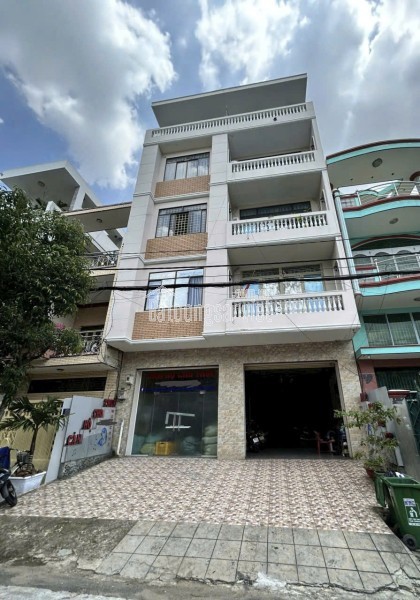 Bán Gấp Tòa Căn Hộ Dịch Vụ Mặt Tiền Đường Số 24, Khu Bình Phú Quận 6