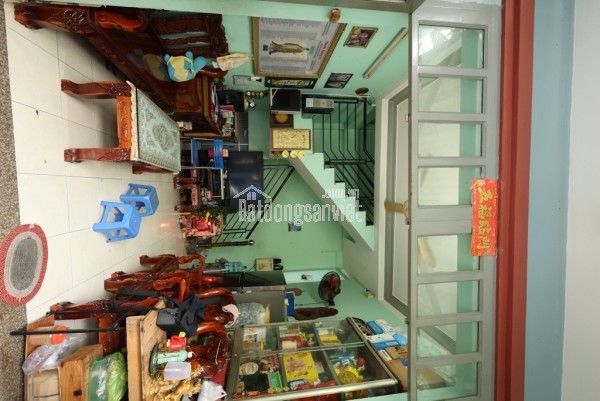 Nhà 2T 51m2 gần Hoàng Hoa Thám, cạnh nhà ga T3