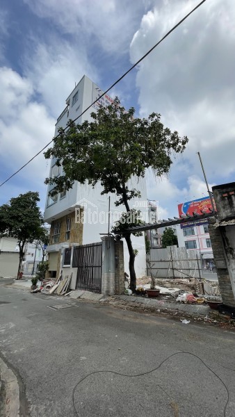 Nhà 2T 51m2 gần Hoàng Hoa Thám, cạnh nhà ga T3