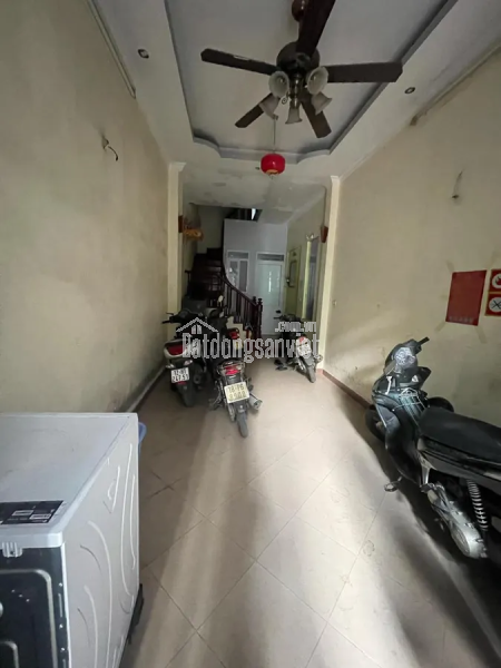Siêu phẩm ngõ 43 Trung Kính, 42m², 4 tầng, mặt tiền 3.5m, giá chỉ 9.2 tỷ