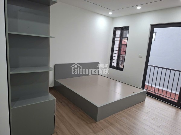 BÁN NHÀ PHỐ TRẠM LONG BIÊN – 33M² – 6 TẦNG – 4 NGỦ – 7,25 TỶ – GẦN Ô TÔ, GẦN SÂN GOLF LONG BIÊN