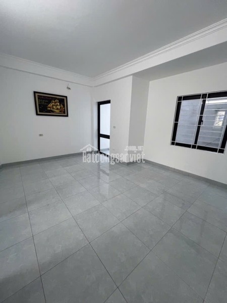 BÁN NHÀ PHỐ TRẠM LONG BIÊN – 33M² – 6 TẦNG – 4 NGỦ – 7,25 TỶ – GẦN Ô TÔ, GẦN SÂN GOLF LONG BIÊN