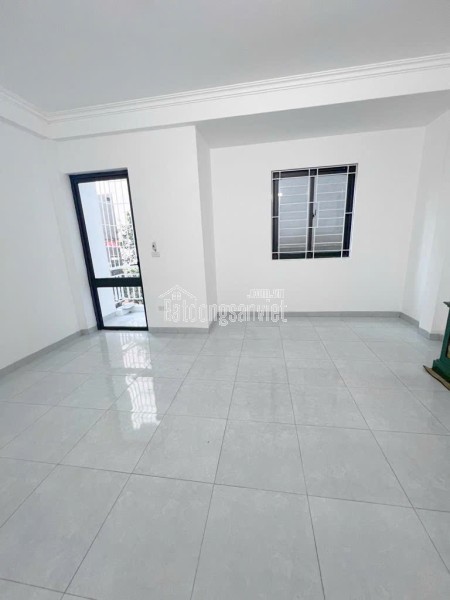 BÁN NHÀ PHỐ TRẠM LONG BIÊN – 33M² – 6 TẦNG – 4 NGỦ – 7,25 TỶ – GẦN Ô TÔ, GẦN SÂN GOLF LONG BIÊN