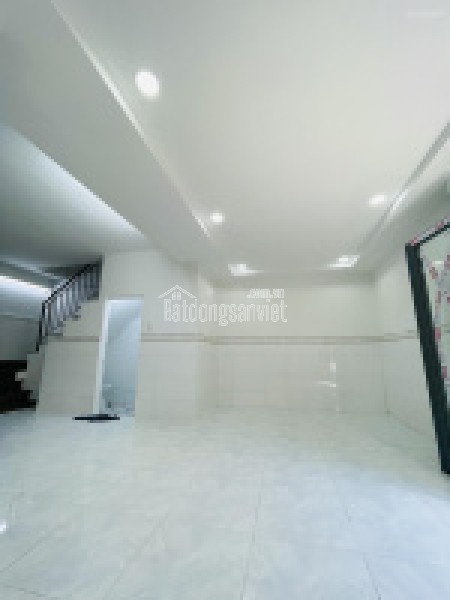 Bán nhà ở đường Lê Đức Thọ, 5 x 27m vuông, 1 trệt 2 lầu giá chỉ 9 tỷ, có thể ở ngay hoặc cho thuê