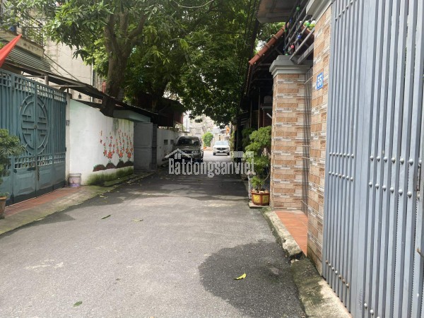 BÁN GẤP 40 m2 ĐẤT NGỌC ĐỘNG - ĐA TỐN, 0985865658