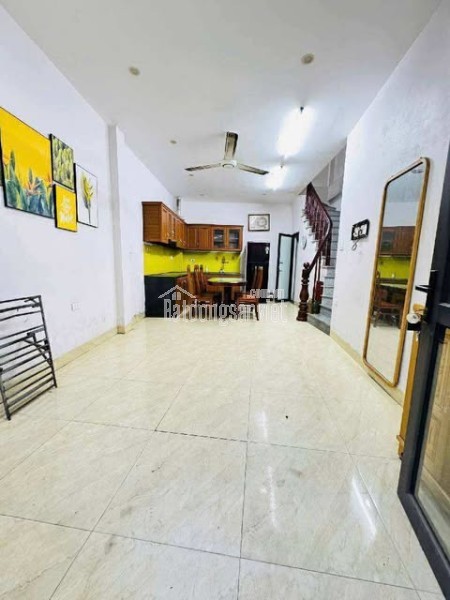 PHÂN LÔ VIP HÀM NGHI – GARA Ô TÔ – 6 TẦNG – FULL NỘI THẤT – Ô CHỜ THANG MÁY