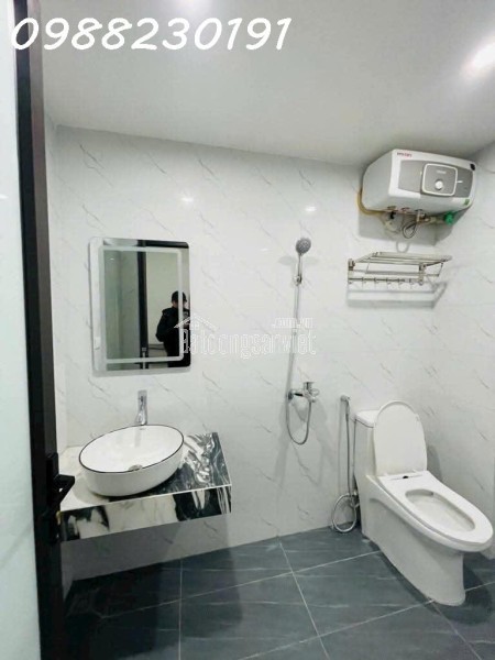 bán nhà bồ đề long biên 32m2 5 tầng ngõ gần ô tô giá nhỉnh 5 tỷ