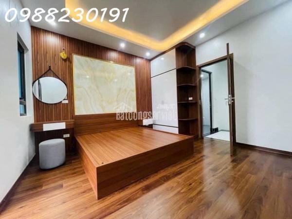bán nhà bồ đề long biên 32m2 5 tầng ngõ gần ô tô giá nhỉnh 5 tỷ