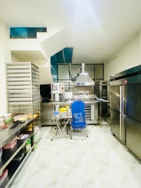 Nhà Gần CHỢ BÀ CHIỂU 2 tầng-53M2- Sát Mặt Tiền Huỳnh Đình Hai--Ngang 4m-Nhỉnh 5 Tỷ