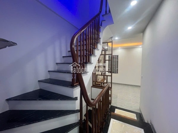 Bán nhà Liên Mạc 35m, 4 tầng mới xây ở luôn nhỉnh 5 tỷ