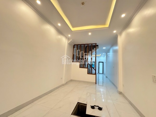 Nhà đẹp 5 tầng Liên Mạc đẹp lung linh về ở luôn Ô TÔ đỗ cửa 5.2 tỷ