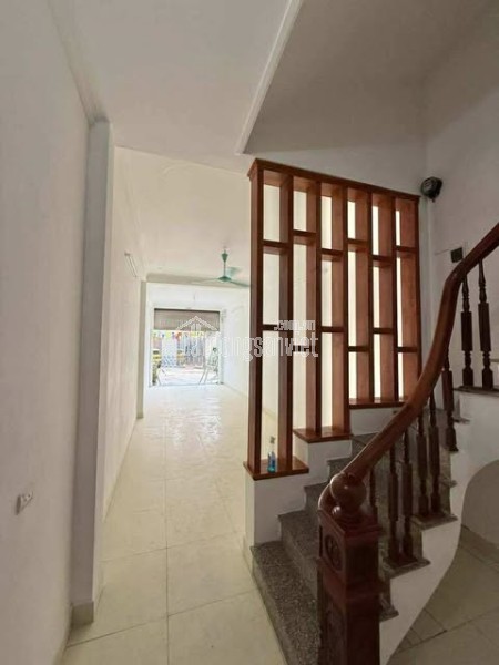 Ngày 9/9/2025 Chủ nhà cần bán giảm chào 600tr,Vị trí an sinh tuyệt vời, gần phố kinh doanh, ô tô