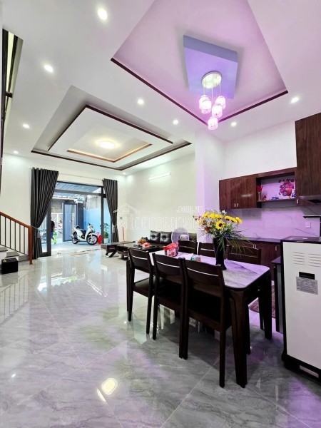 BÁN NHÀ 2 TẦNG K428 TÔN ĐẢN – VỊ TRÍ ĐẸP, VÀO Ở NGAY
