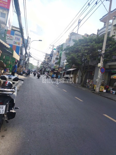 Bán Nhà Mặt Tiền Lạc Long Quân P.3 Quận 11, giá cực tốt