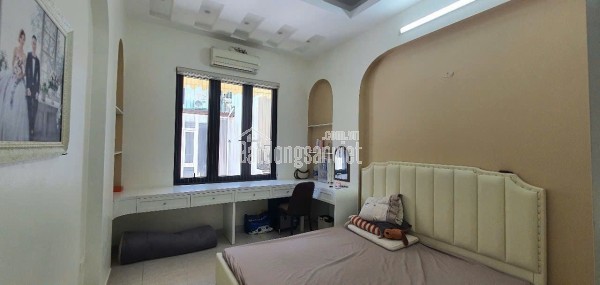 Bán Nhà Trung Tâm Quận Thanh Xuân, Phố Tô Vĩnh Diện, Dt 39m2 X 5 Tầng, Mt 3,5m.