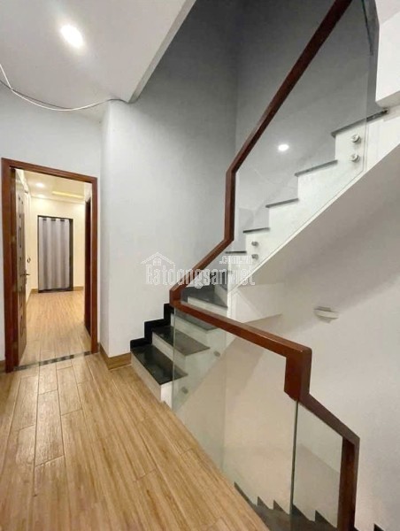 Bán nhà mặt tiền đường Số 17 ngay chợ Phạm Thế Hiển Phường 4 Quận 8