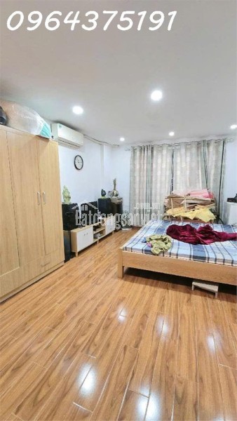 DUY NHẤT MỘT CĂN PHÚC LỢI - GIÁ SIÊU MỀM - 40M2 - 5 TẦNG - 3 NGỦ - DÂN XÂY VF3 ĐÕ CỬA