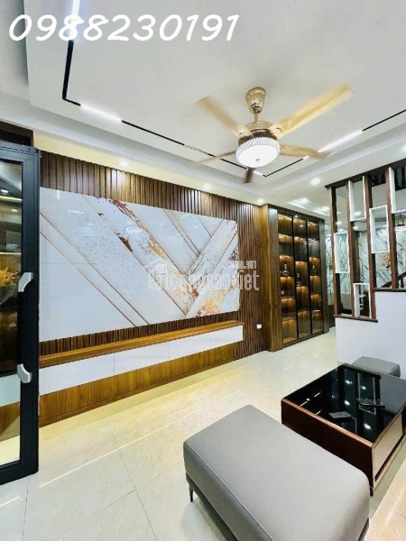 DUY NHẤT MỘT CĂN PHÚC LỢI - GIÁ SIÊU MỀM - 40M2 - 5 TẦNG - 3 NGỦ - DÂN XÂY VF3 ĐÕ CỬA