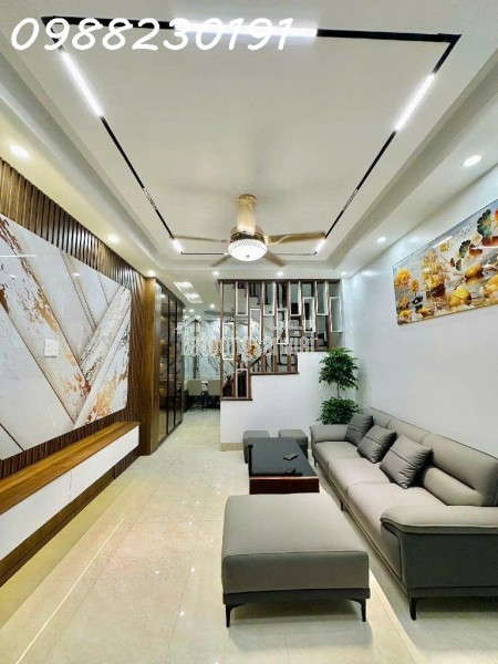 DUY NHẤT MỘT CĂN PHÚC LỢI - GIÁ SIÊU MỀM - 40M2 - 5 TẦNG - 3 NGỦ - DÂN XÂY VF3 ĐÕ CỬA